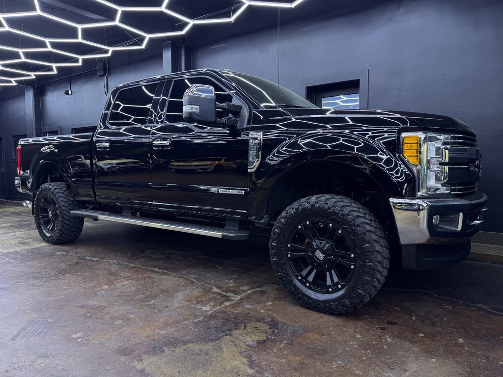 Used 2017 Ford F250 Lariat w/ Chrome Package AWD/4WD image 21