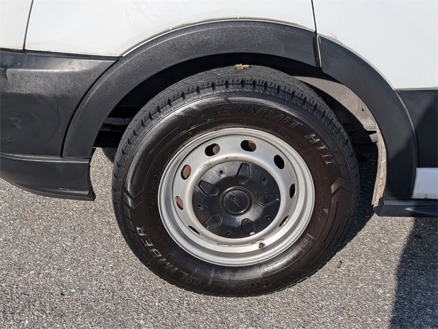 Used 2017 Ford Transit 350 XL image 5