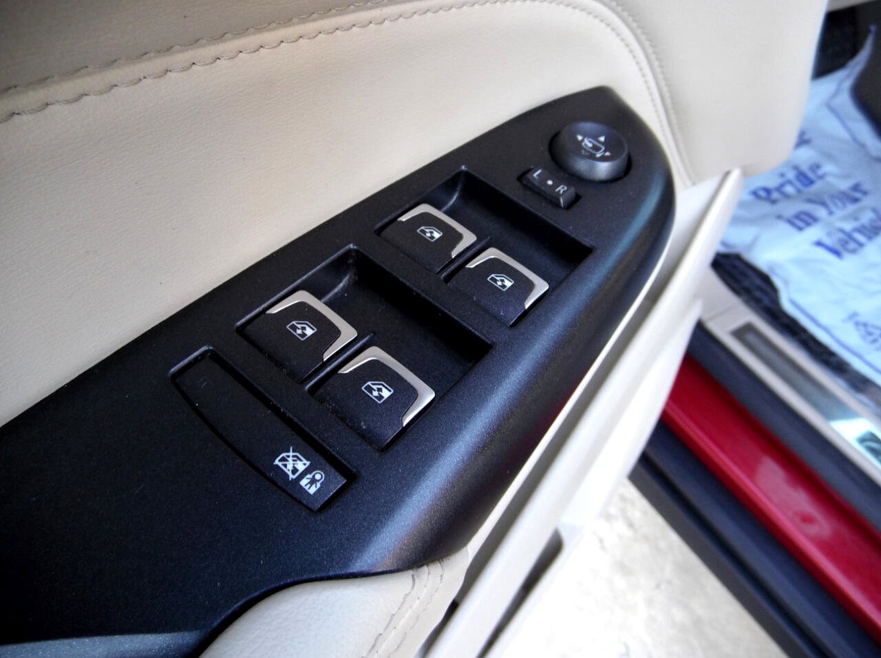 Used 2015 Cadillac SRX Performance w/ Driver Awareness Package FWD image 17