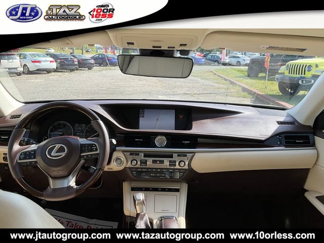 Used 2017 Lexus ES 350 w/ Luxury Package FWD image 16