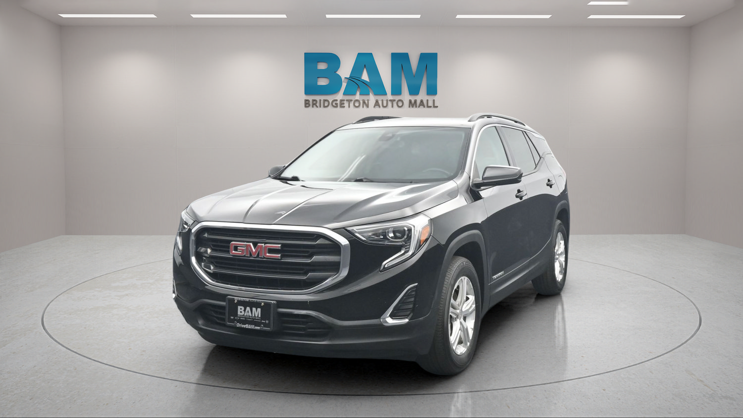 Used 2020 GMC Terrain SLE w/ Driver Convenience Package AWD/4WD image 3