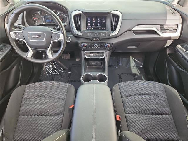 Used 2024 GMC Terrain SLE w/ Driver Convenience Package FWD image 17