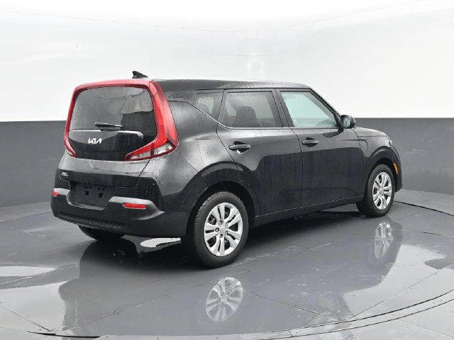 Used 2022 Kia Soul LX FWD image 20