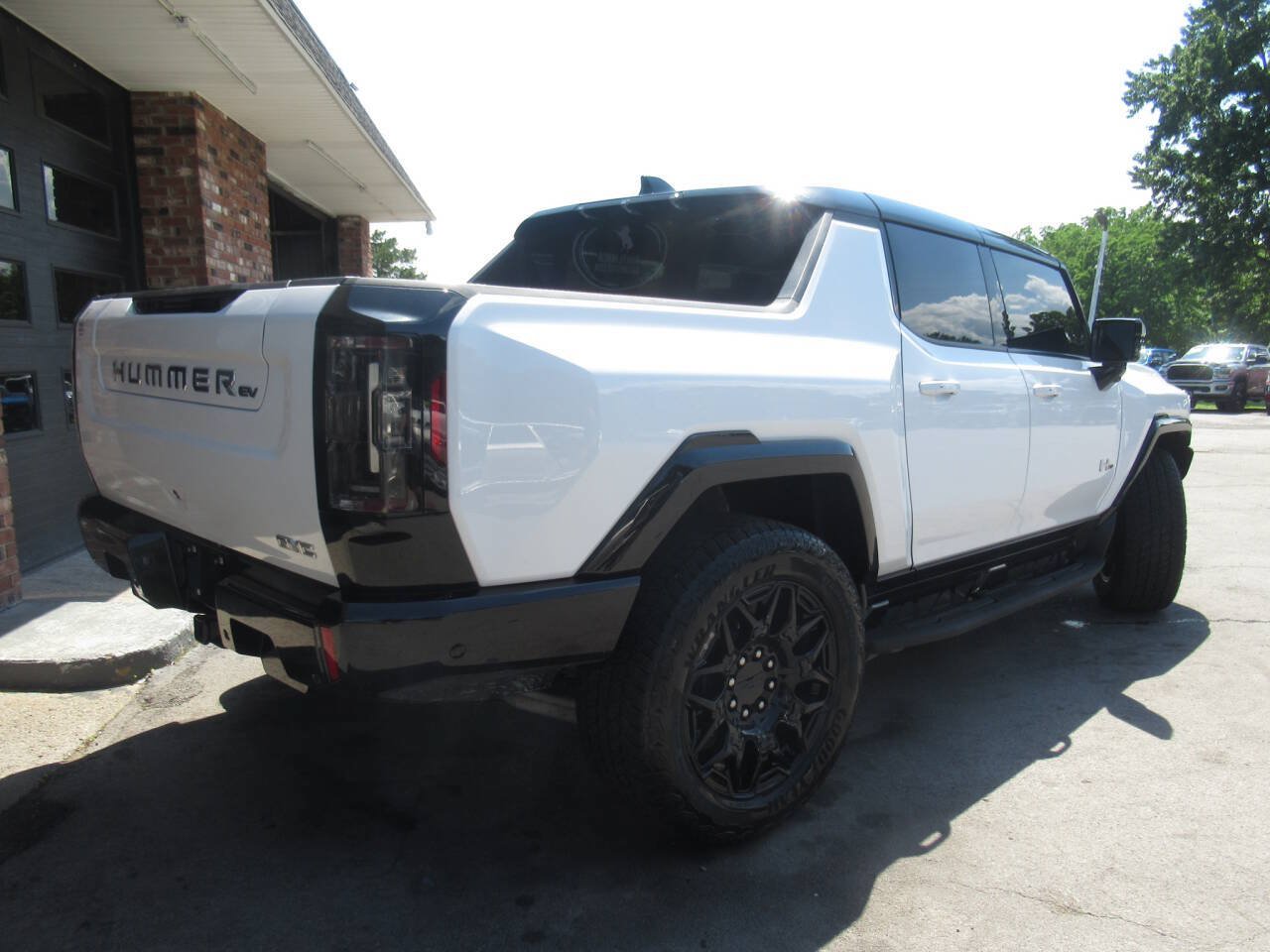 Used 2025 GMC Hummer EV 2X AWD/4WD image 21