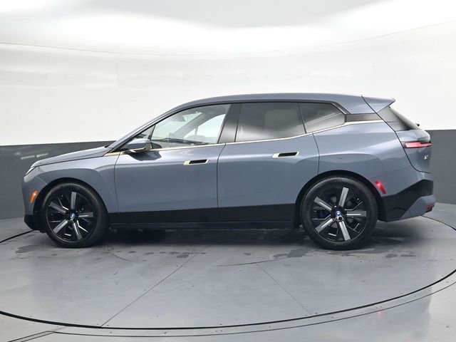 Used 2023 BMW iX xDrive50 w/ Premium Package image 7
