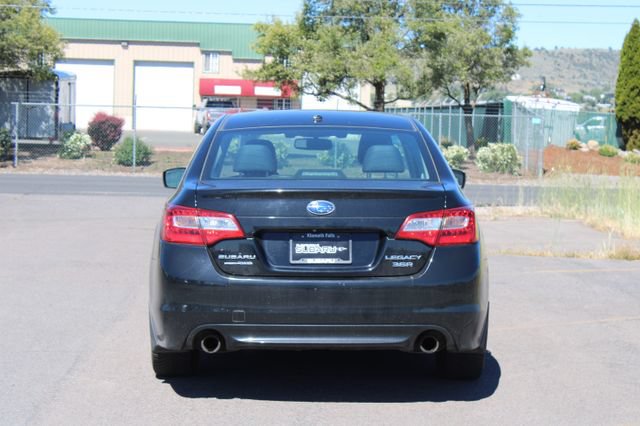 Used 2015 Subaru Legacy 3.6R Limited AWD/4WD image 4