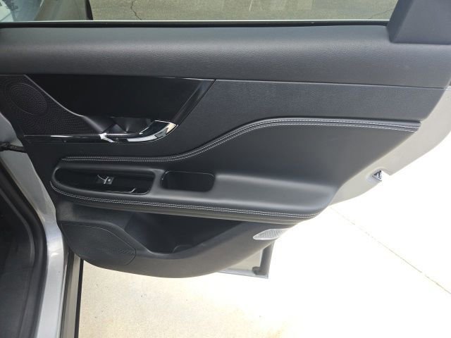 Certified 2024 Lincoln Corsair AWD w/ Equipment Group 101A image 19