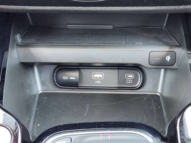 Certified 2025 Kia Soul GT-Line w/ GT-Line Technology Package image 19