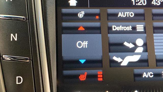 Used 2017 Lincoln MKX Select w/ Select Plus Package AWD/4WD image 31