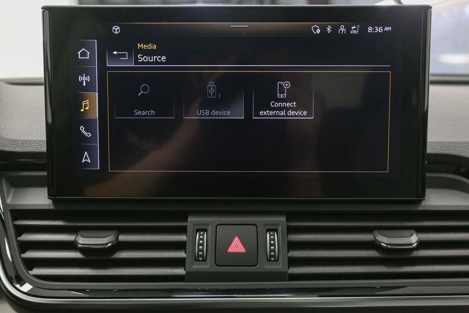 Used 2022 Audi Q5 2.0T Prestige w/ Prestige Package AWD/4WD image 32