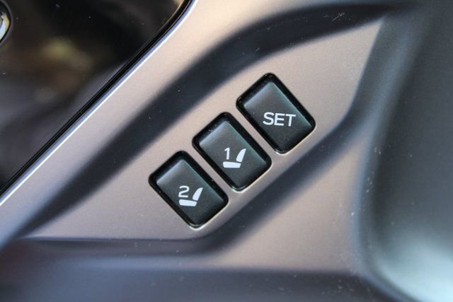 Certified 2025 Subaru Legacy Limited image 32