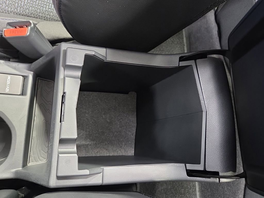 Used 2025 Subaru Forester Premium AWD/4WD image 23