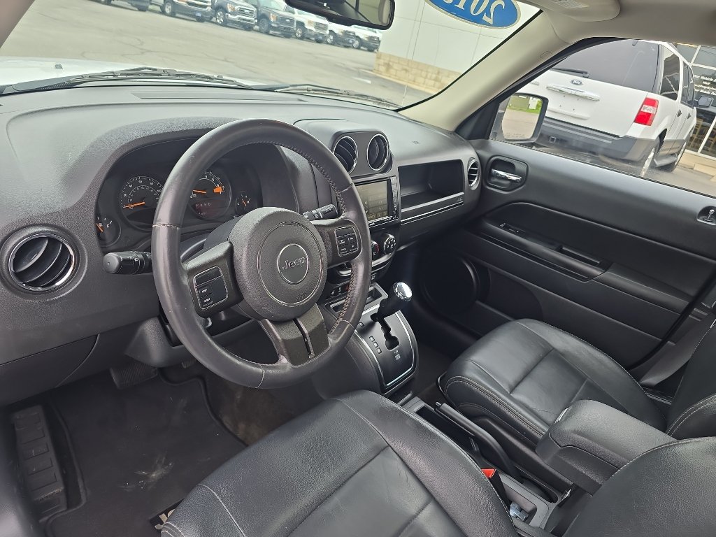 Used 2015 Jeep Patriot High Altitude AWD/4WD image 16