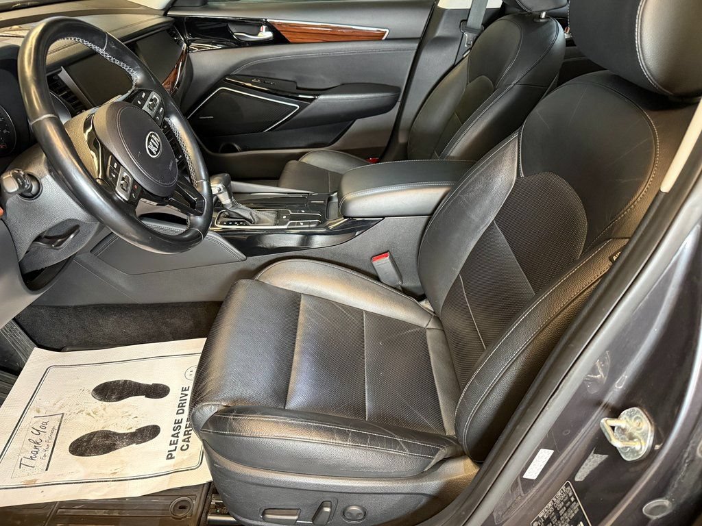Used 2018 Kia Cadenza Premium w/ Luxury Package FWD image 22