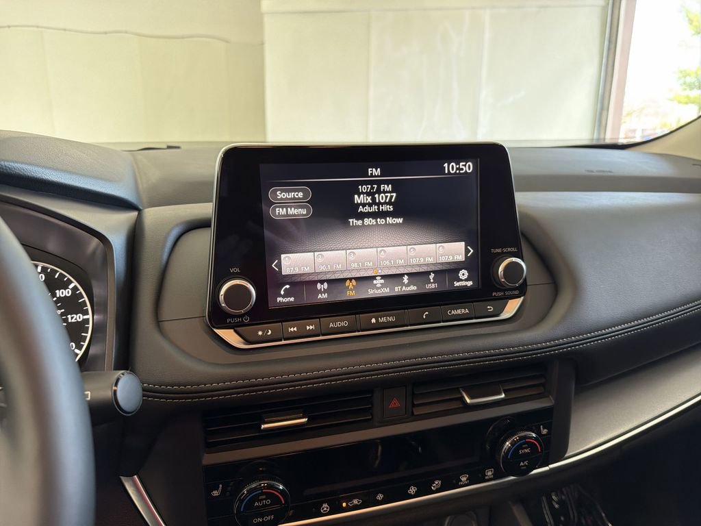 Certified 2025 Nissan Rogue SV w/ SV Premium Package image 26