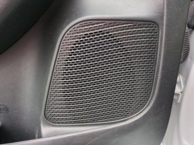 Used 2025 Chrysler Pacifica Limited FWD image 17