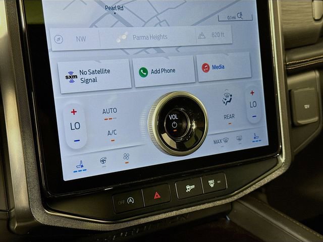 Certified 2024 Ford Expedition Max Platinum image 16