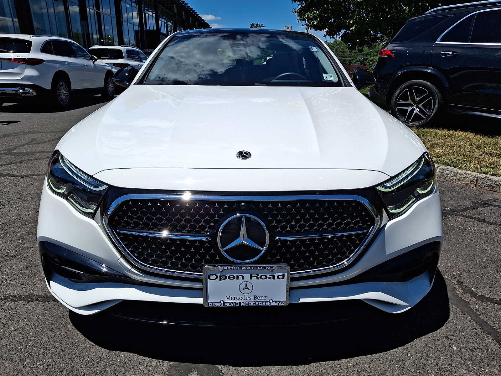 Used 2026 Mercedes-Benz E 350 4MATIC Sedan image 2