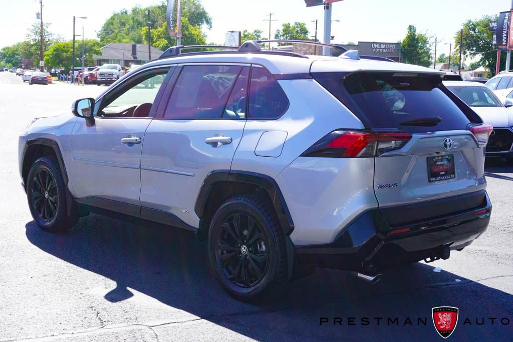 Used 2024 Toyota RAV4 SE w/ Convenience Package AWD/4WD image 14