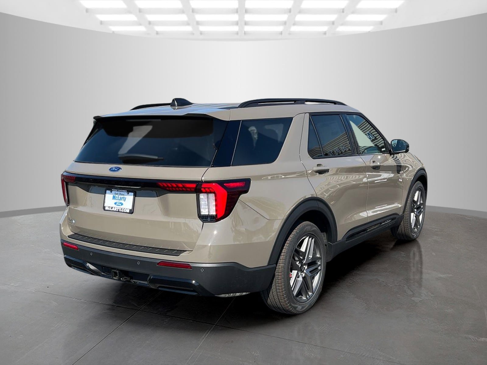 New 2026 Ford Explorer ST-Line w/ ST-Line Street Pack image 11