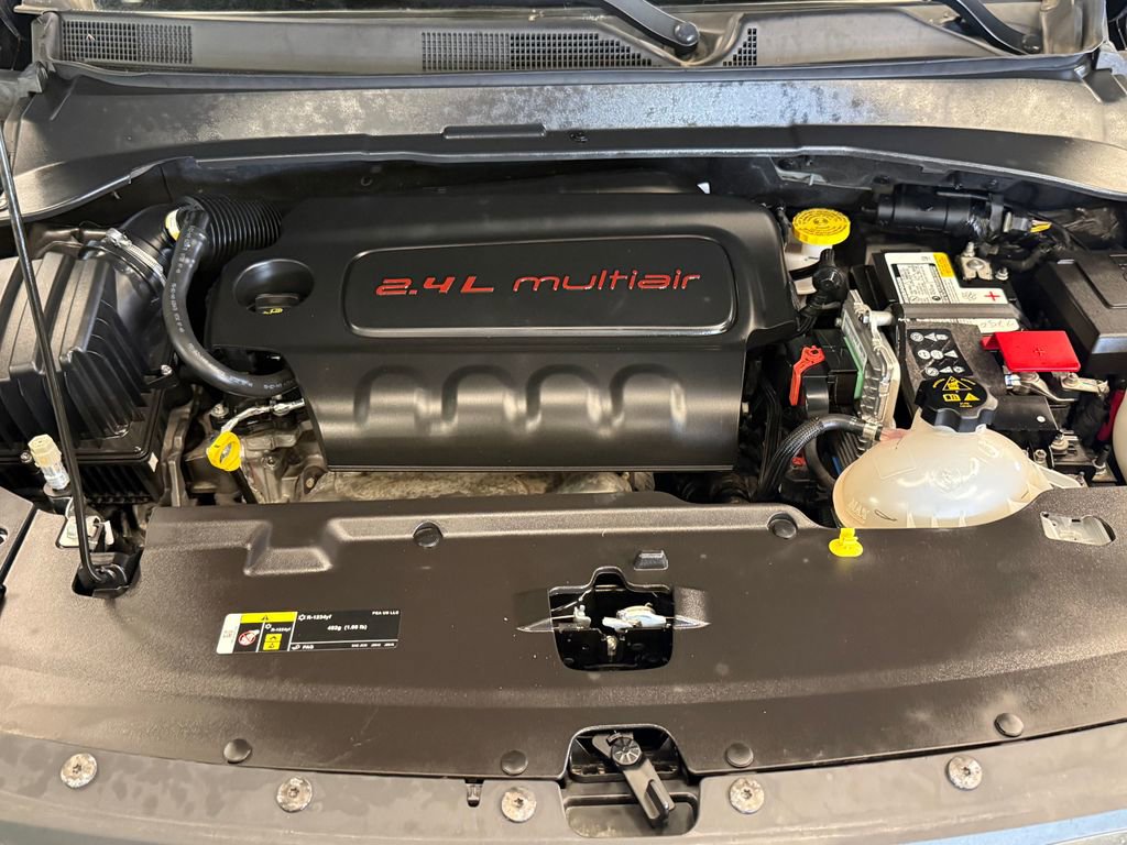 Used 2022 Jeep Compass Latitude AWD/4WD image 24