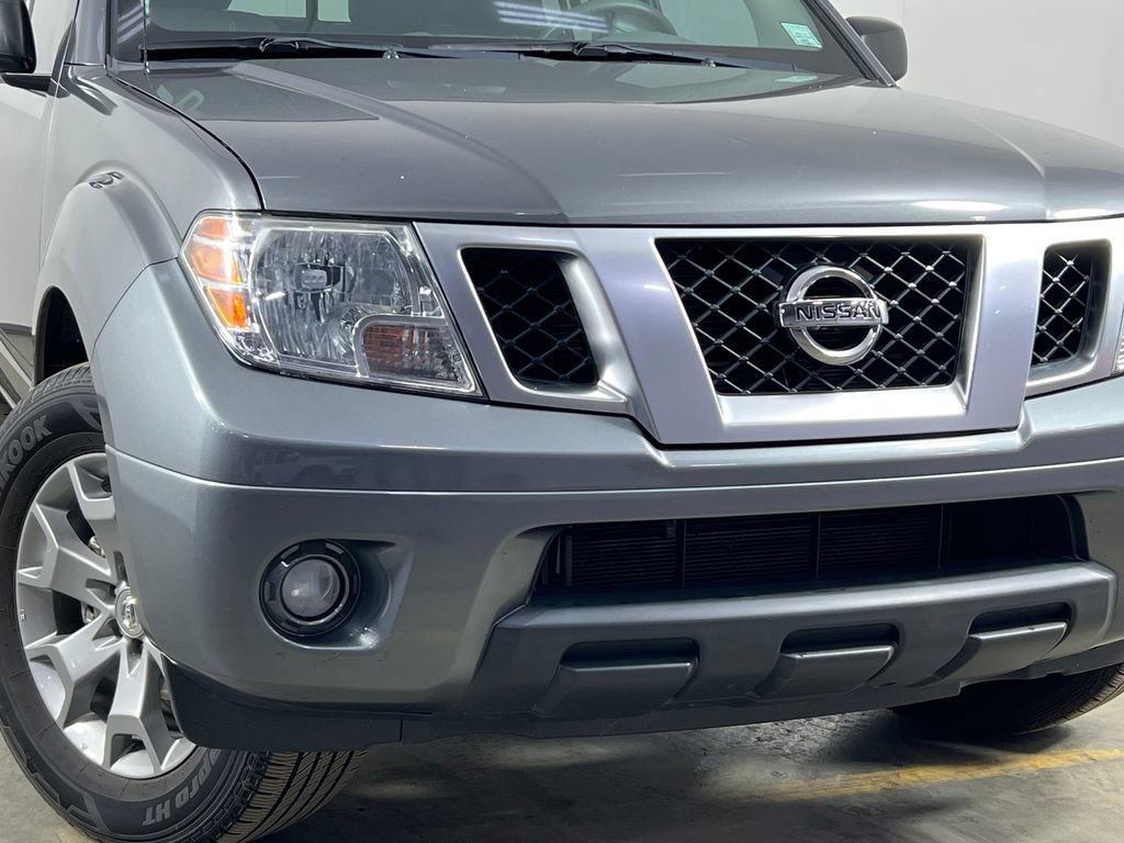 Used 2020 Nissan Frontier SV image 32