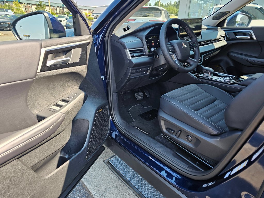 New 2026 Mitsubishi Outlander SE AWD/4WD image 15