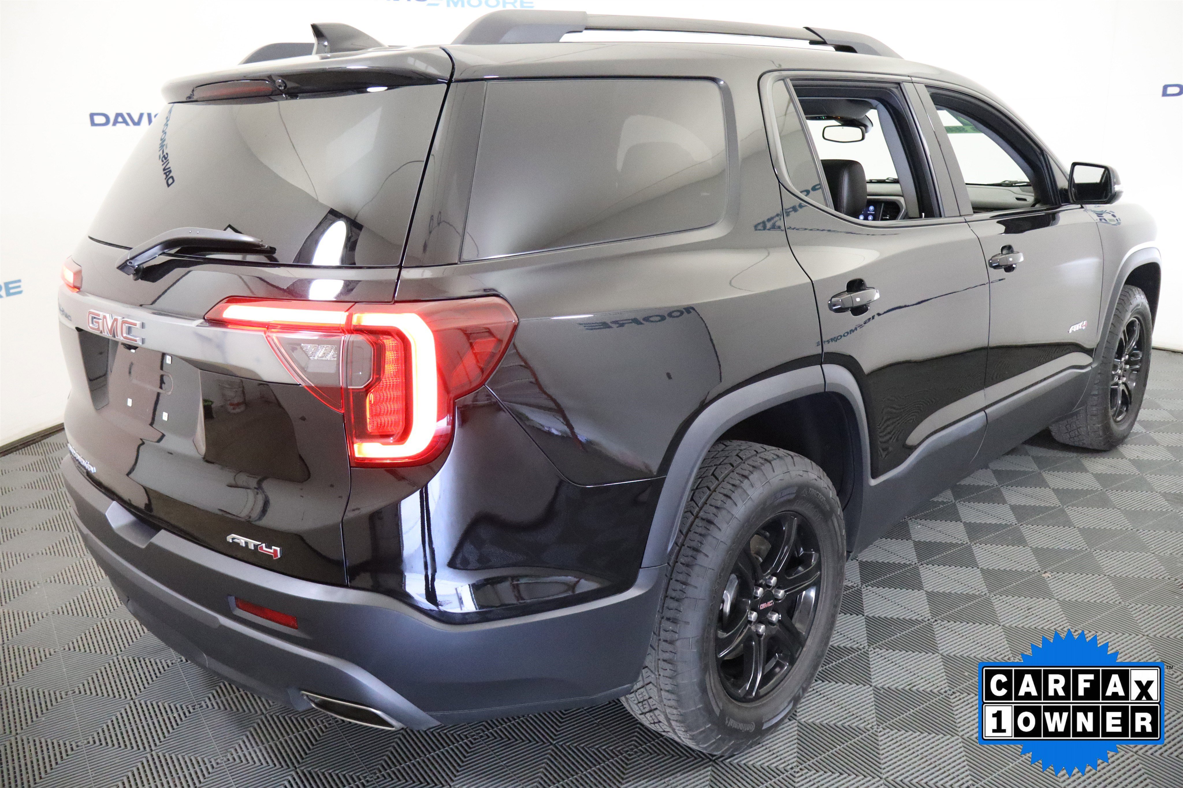 Used 2023 GMC Acadia AT4 w/ Technology Package image 6