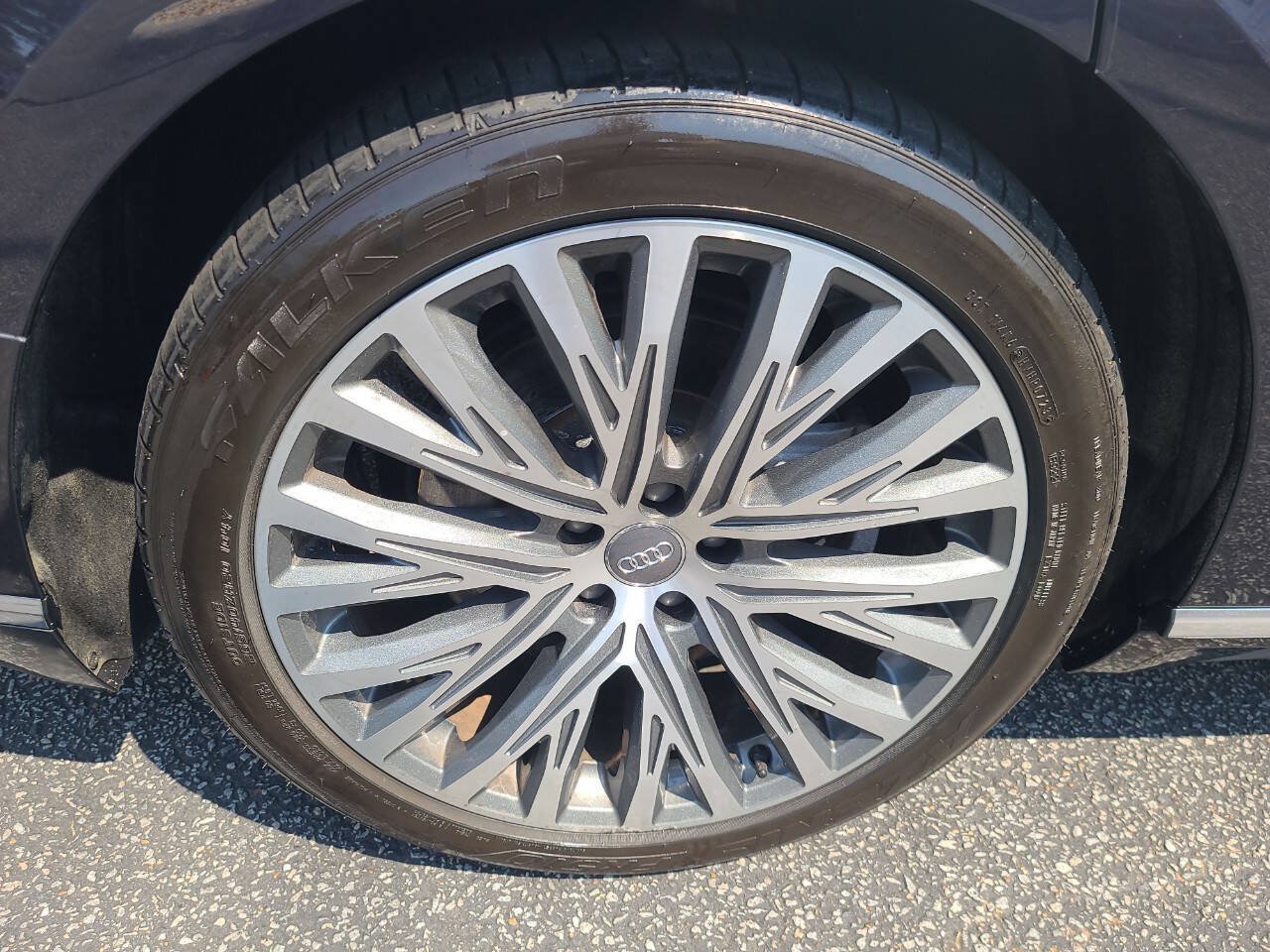 Used 2019 Audi A8 L 3.0T w/ Executive Package AWD/4WD image 12