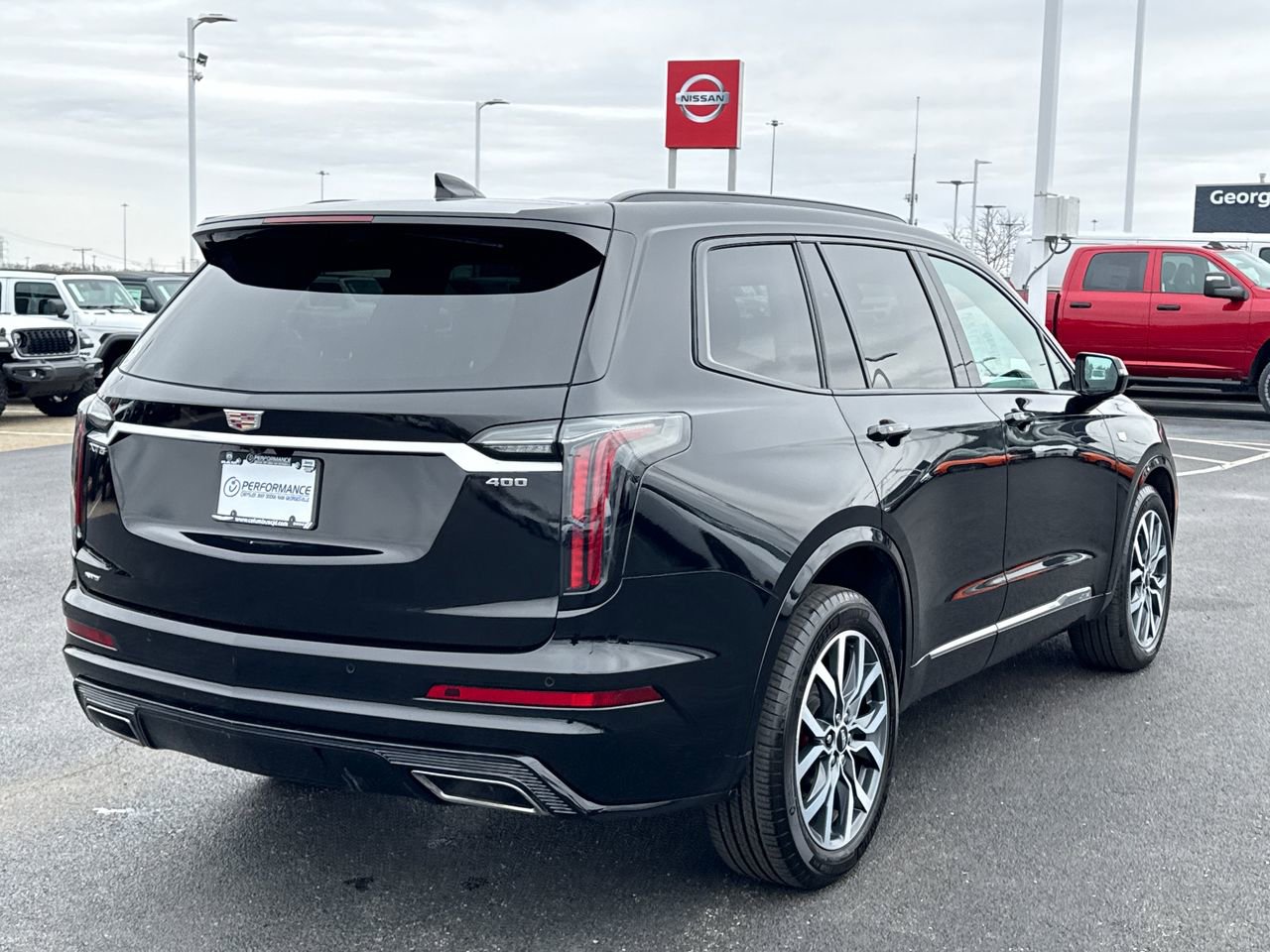 Used 2024 Cadillac XT6 Sport AWD/4WD image 4
