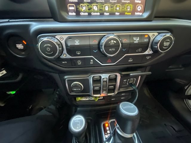 Used 2022 Jeep Gladiator Sport AWD/4WD image 14