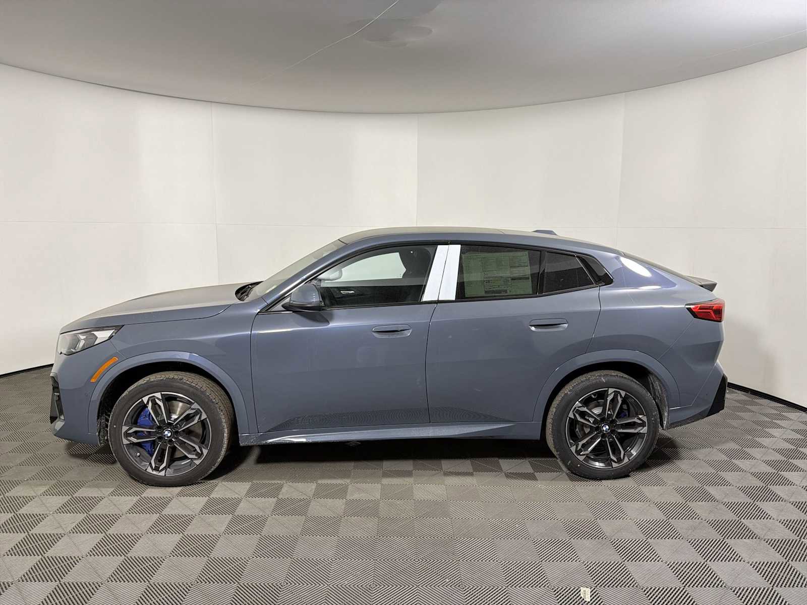 New 2026 BMW X2 xDrive28i w/ M Sport Package image 4