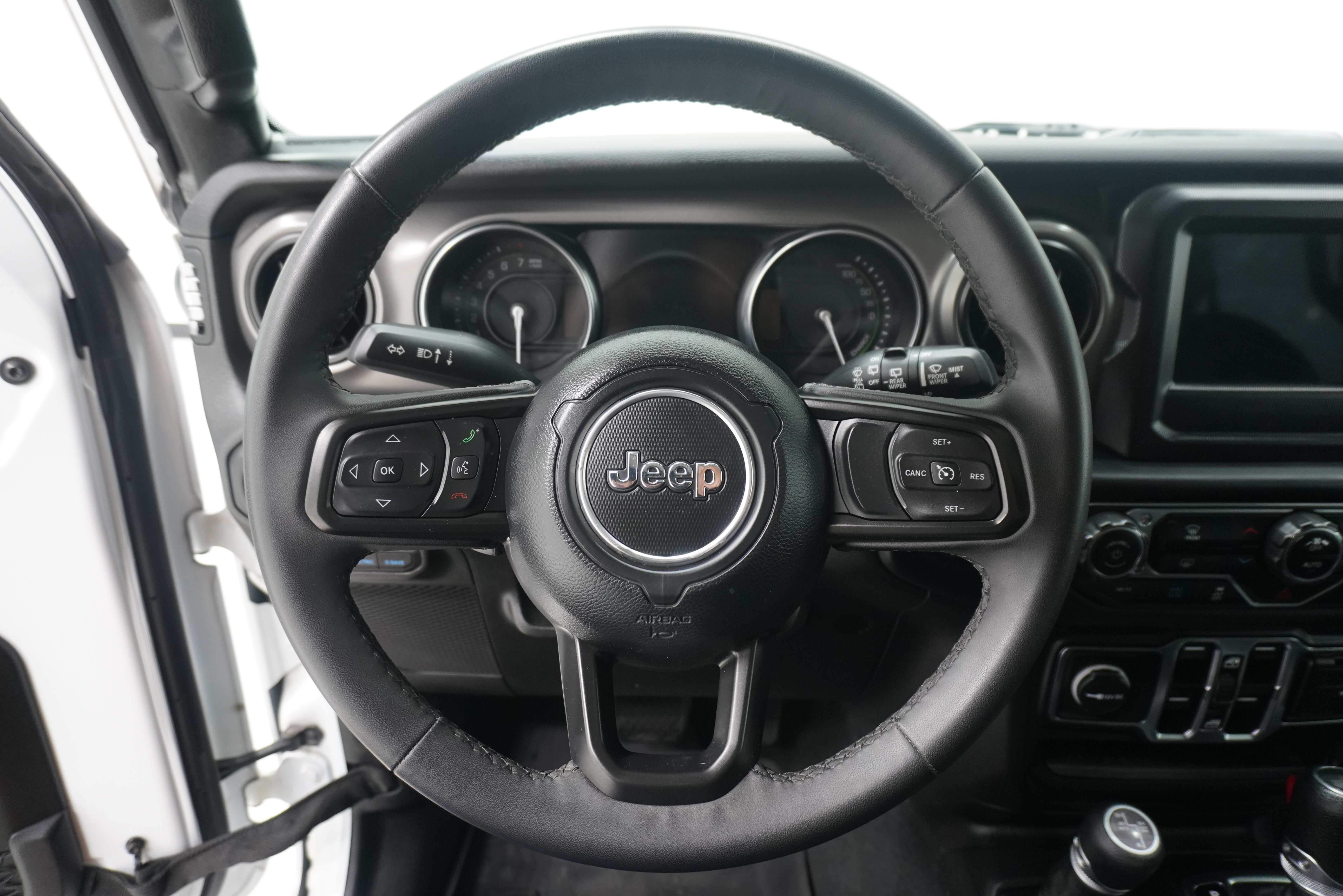 Used 2023 Jeep Wrangler Unlimited AWD/4WD image 18