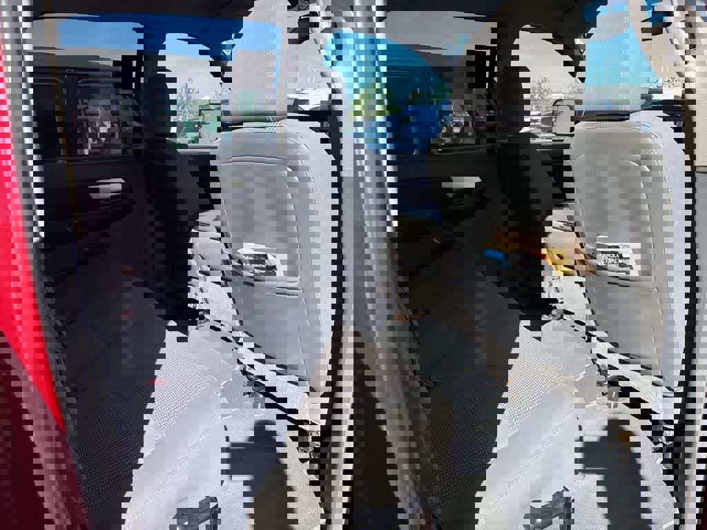 Used 2008 Dodge Ram 2500 Truck SXT w/ Popular Equipment Group image 9