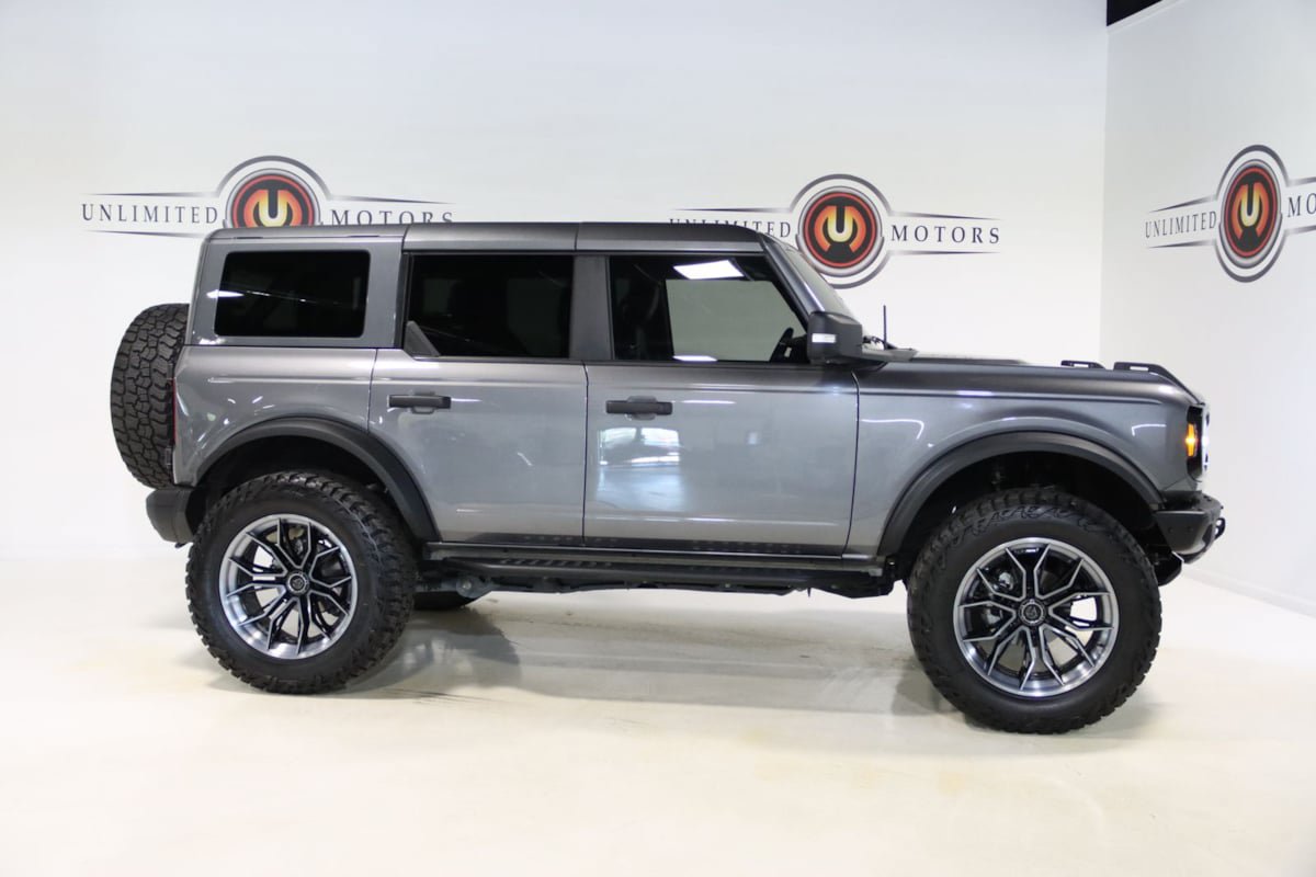 Used 2025 Ford Bronco Badlands AWD/4WD image 34