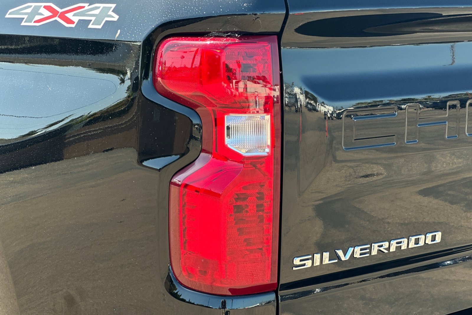 New 2025 Chevrolet Silverado 1500 Custom image 25