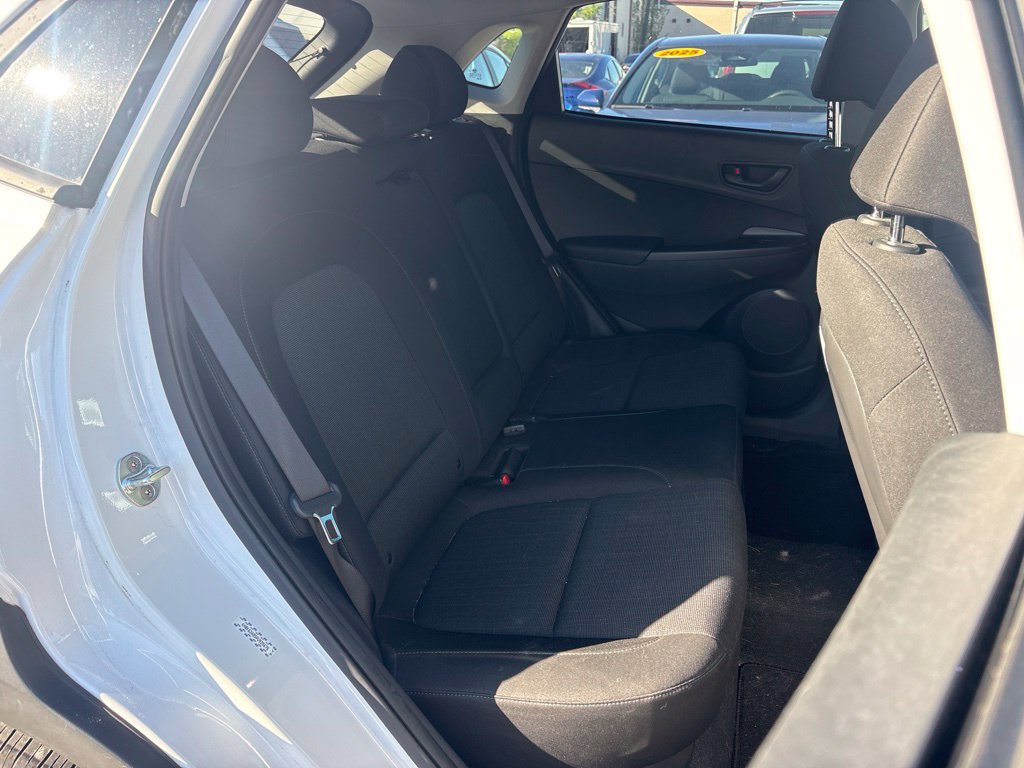 Used 2023 Hyundai Kona SEL FWD image 17