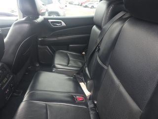 Used 2019 Nissan Pathfinder Platinum w/ Cargo Package image 12