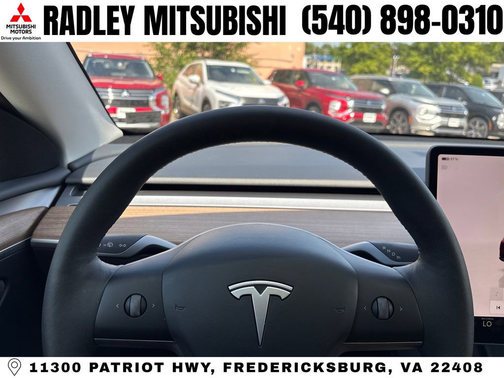 Used 2024 Tesla Model Y Long Range AWD/4WD image 12
