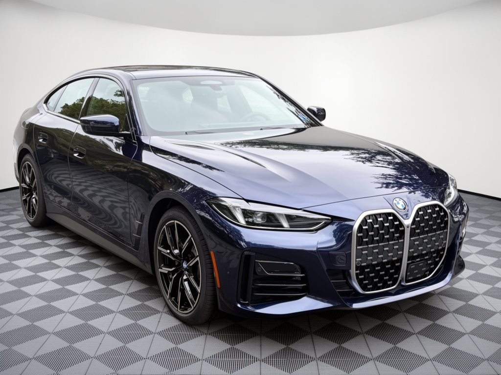 New 2026 BMW 430i xDrive w/ M Sport Package AWD/4WD image 7