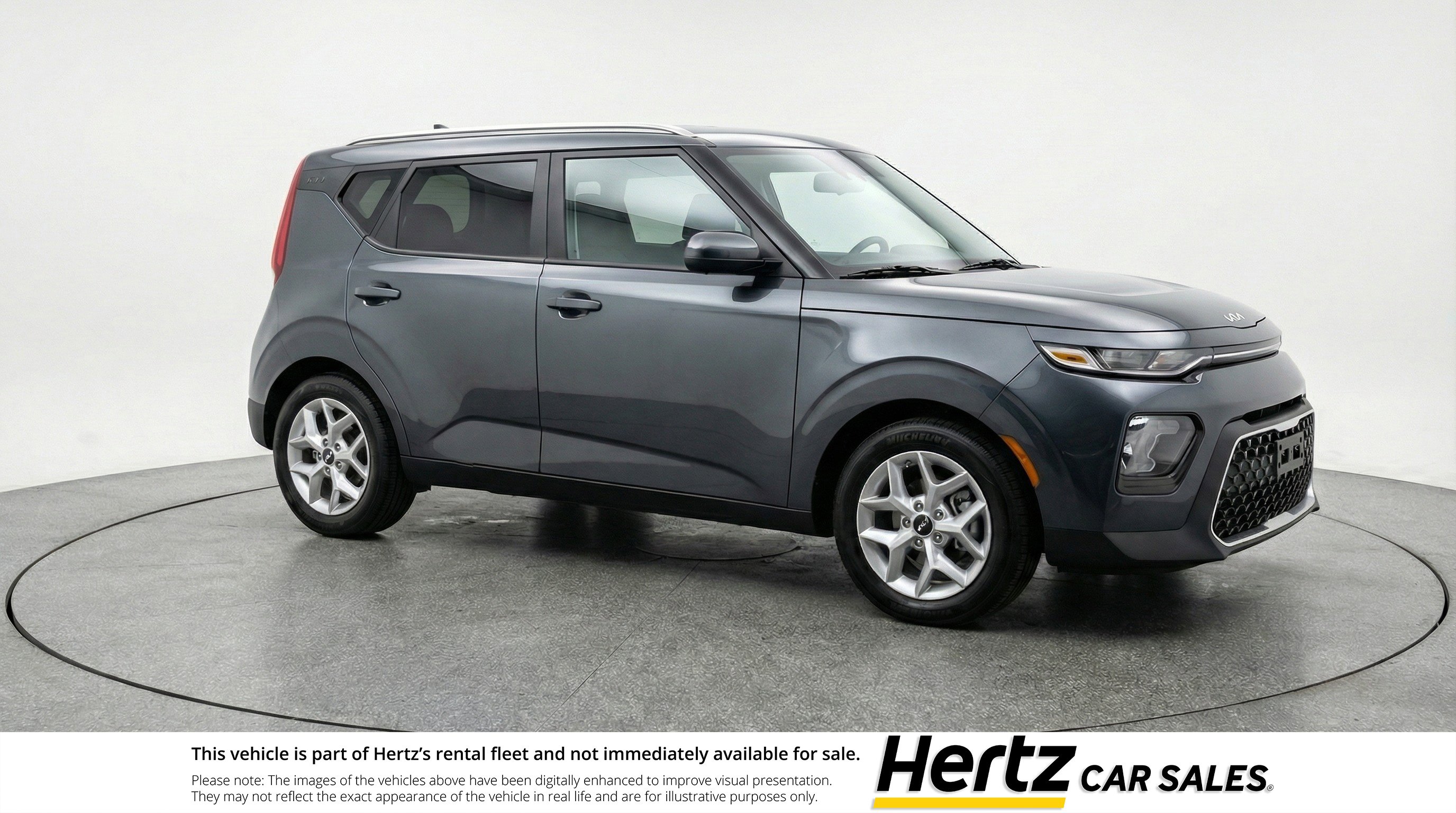 Used 2025 Kia Soul LX w/ LX Technology Package FWD image 1