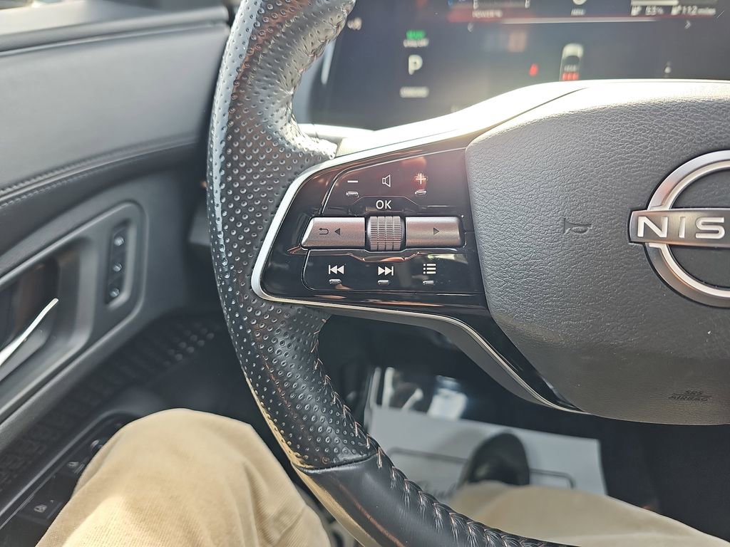 Used 2023 Nissan Ariya FWD image 21