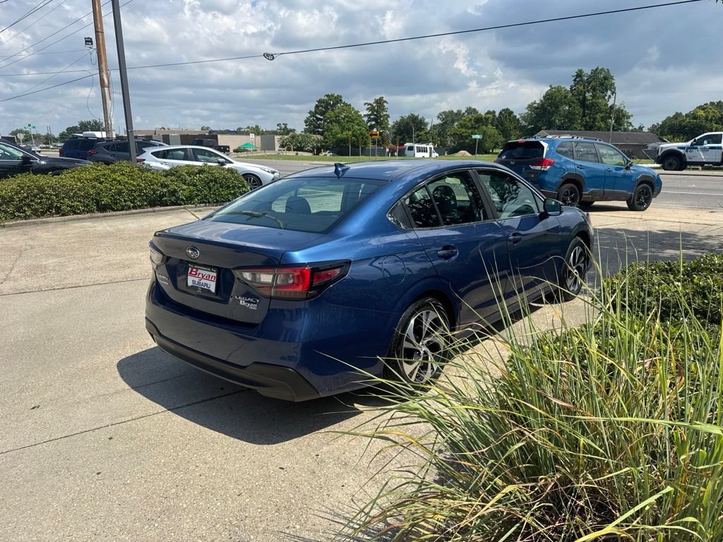 Used 2022 Subaru Legacy Premium AWD/4WD image 7
