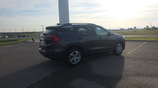 Used 2020 GMC Terrain SLE w/ Driver Convenience Package FWD image 6