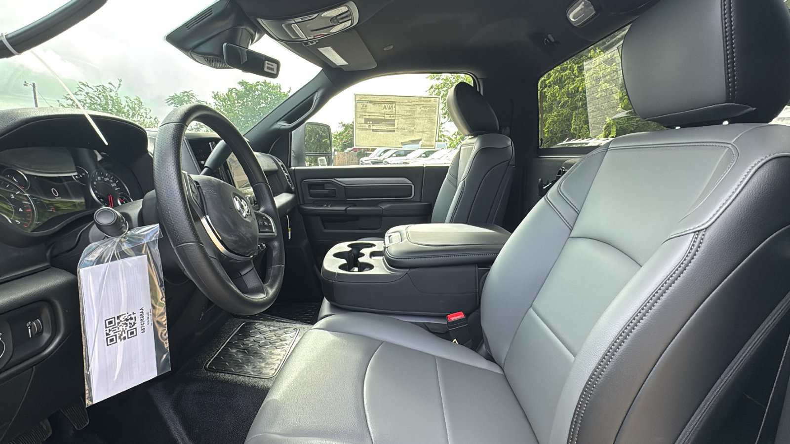 New 2026 RAM 5500 Tradesman AWD/4WD image 9