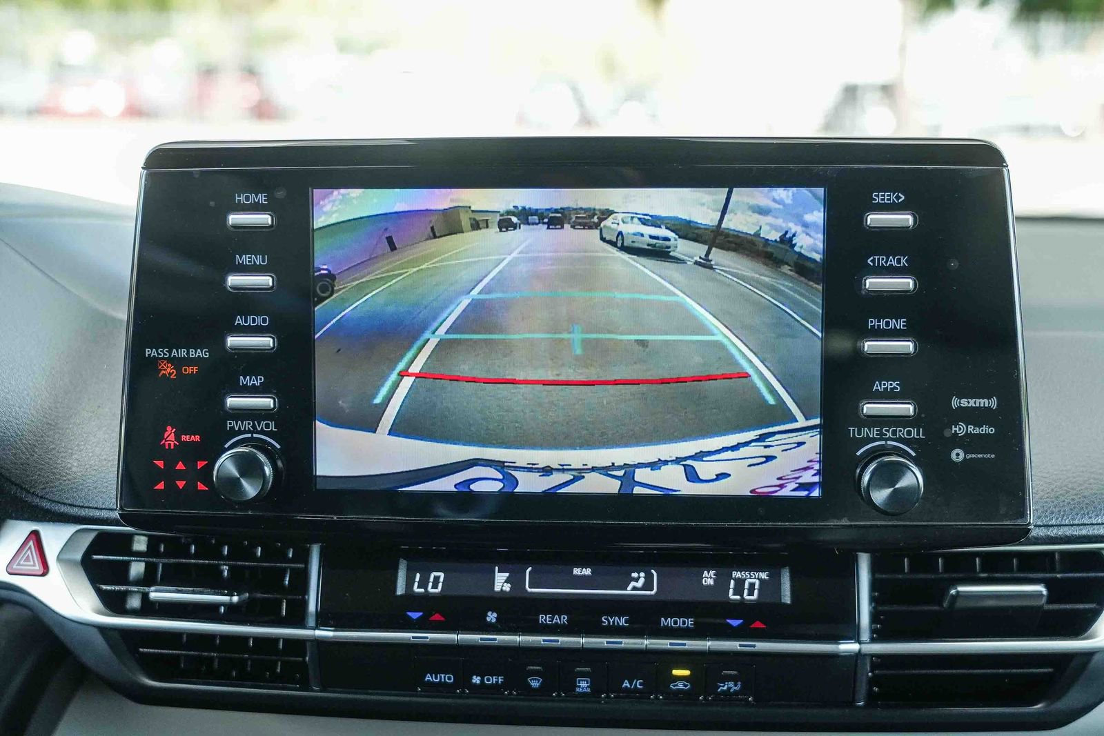 Used 2023 Toyota Sienna LE image 29