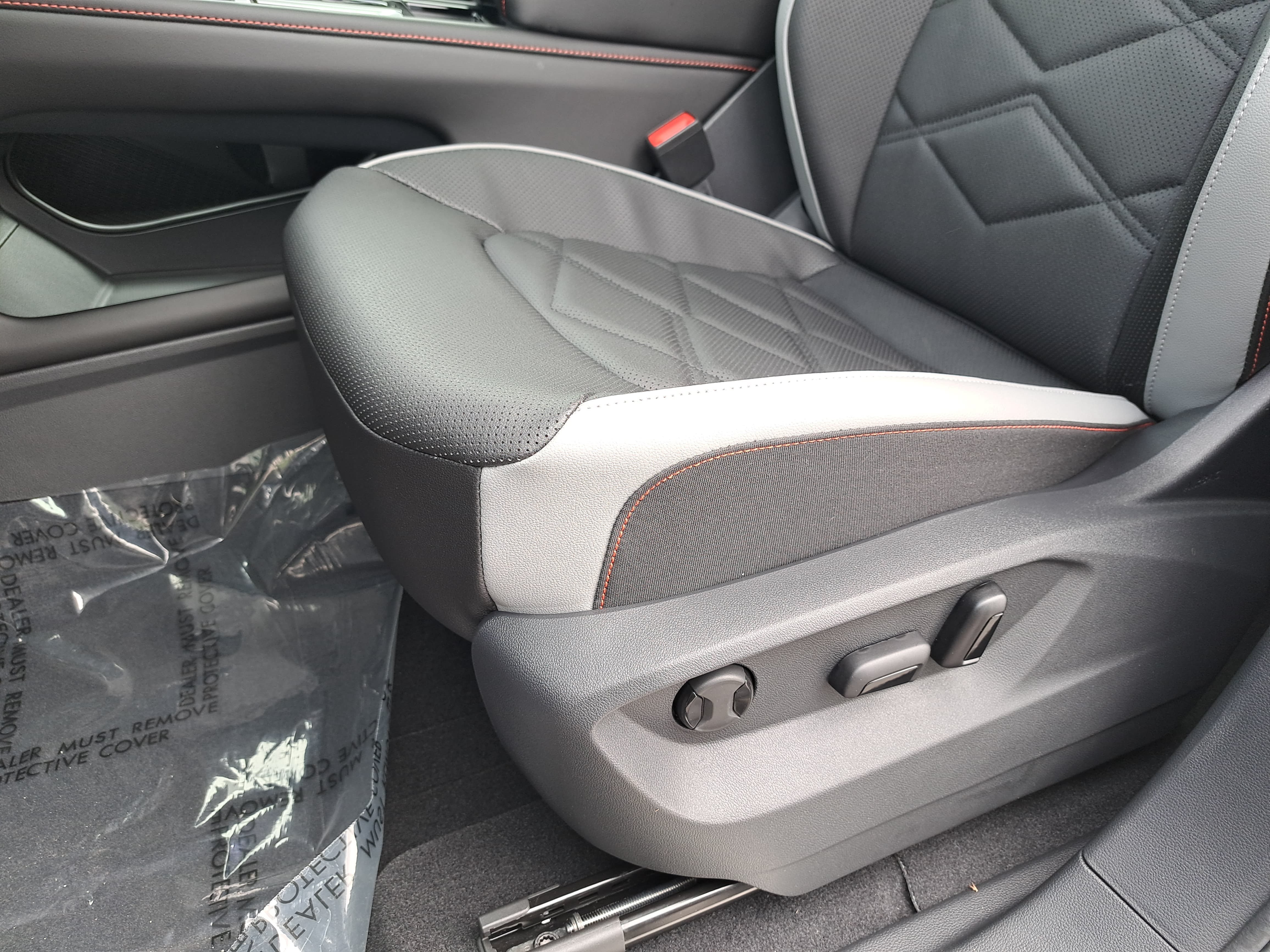 New 2026 Volkswagen Atlas Peak Edition AWD/4WD image 28