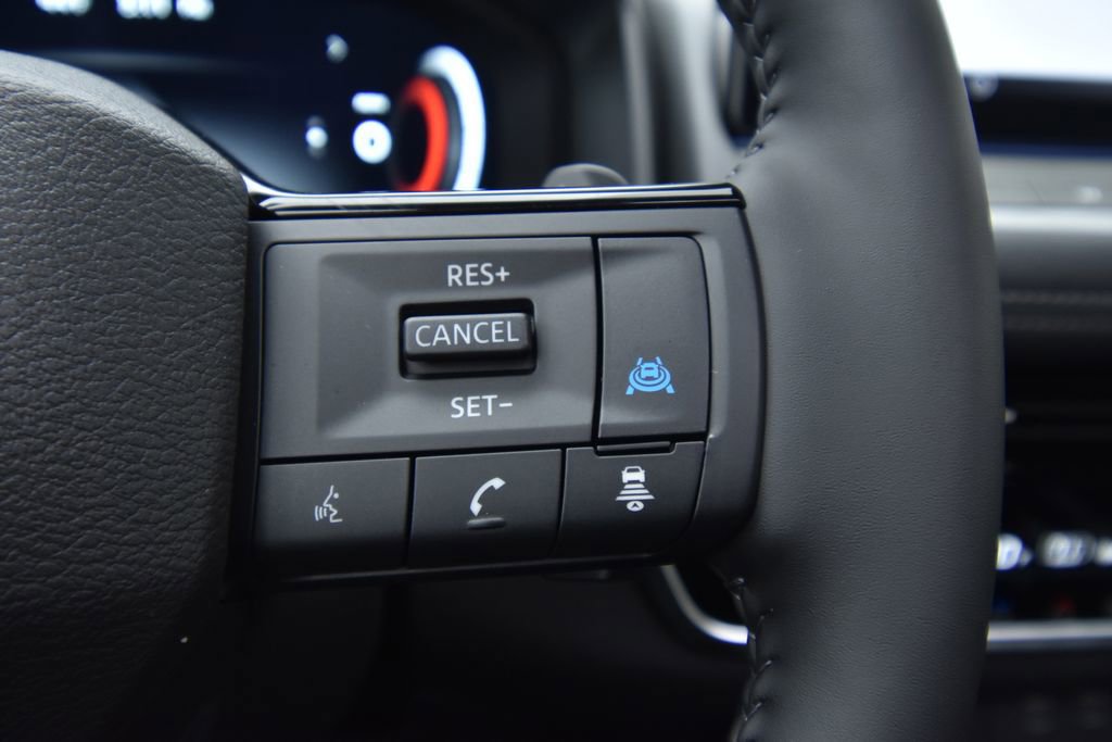 Used 2026 Nissan Rogue Platinum w/ Platinum Premium Package image 40