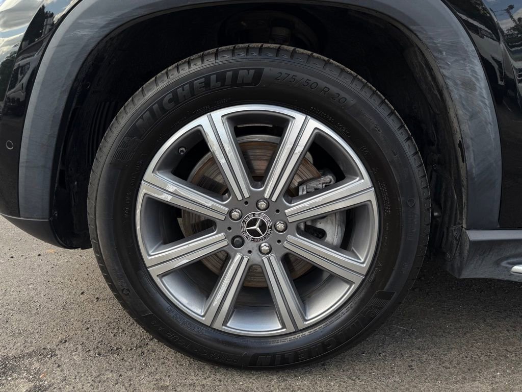 Used 2021 Mercedes-Benz GLS 450 4MATIC image 9