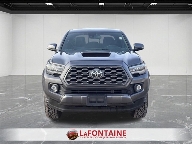 Used 2020 Toyota Tacoma TRD Sport w/ Technology Package image 8